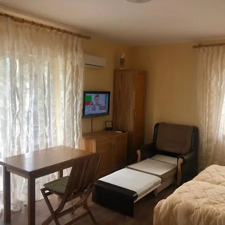 самостоятелно студио в комплекс Pretty House влас сезон 2021 г شقة *